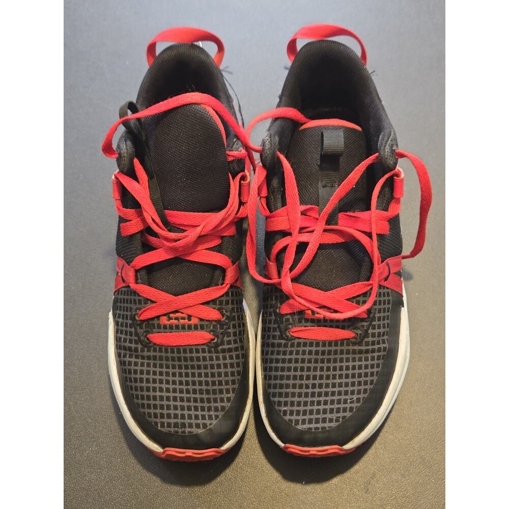 Nike LeBron Witness 4 Lion-Heel Men's 6.5 / GS Navy Red Basketball Sneakers